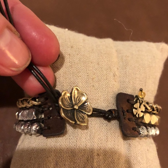 Bracelets (3) chokers 3) - Picture 5 of 16